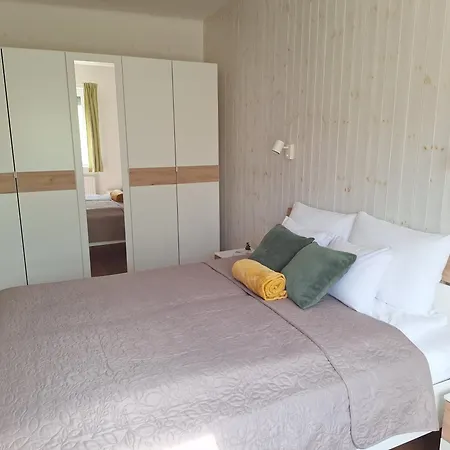 Apartment Tornyos *