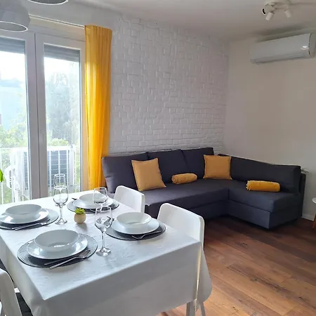 Tornyos Apartment